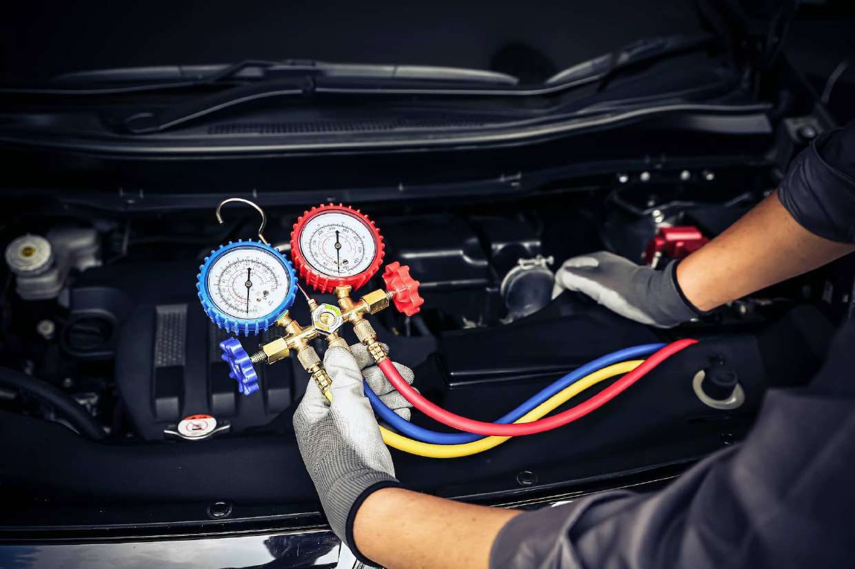Air conditioning service at Linking Automobile Ltd